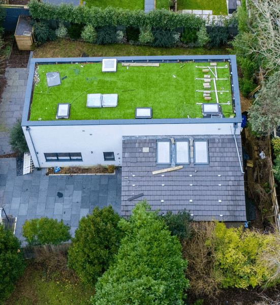 Сучасний будинок із незаконним підвалом у Великій Британії Міська рада Брайтона і Гоува визнала будинок таким, що не відповідає затвердженому проекту